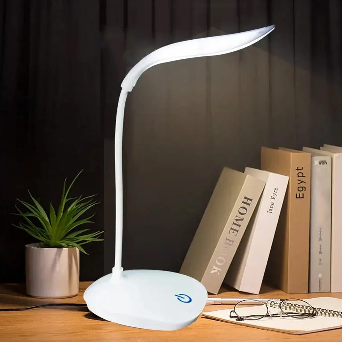 Lampe de bureau LumiSouthe design et moderne