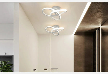 Lustre NuvéeLight corridor