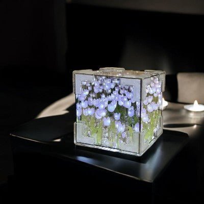 Lampe de table - TulipLamp™ - Violet - Le Château de la Déco